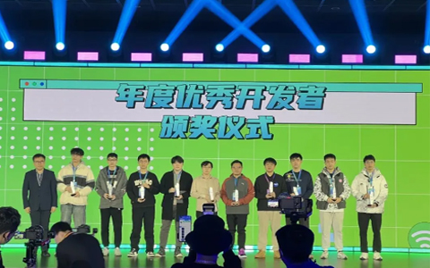 UGֲ¡APPٻǺӹҵӦ콱